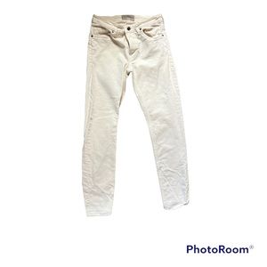 Everlane ~ Mid Rise Skinny White Jean ~ size 26
